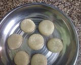 A picture of step 3 of દુધ ના પેડા.