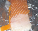 Foto del paso 5 de la receta: Salmón a la plancha con vinagreta de frutos secos