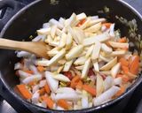 Une image de l'étape 13 de Soupe de navets, carottes, poireau et tomates aux épices tajine.