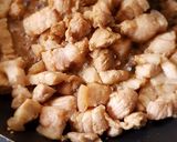 รูปขั้นตอนการทำที่ 1 ของ หมูผัดพริกเกลือ