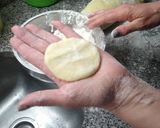 Foto del paso 4 de la receta: Ñoquis de papas rellenos con muzarella