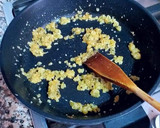 Foto del paso 7 de la receta: Filetes de pechuga de pollo en salsa de champiñones y macis