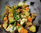 A picture of step 5 of Chicken curry with winter veggies.