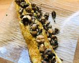 Une image de l'étape 4 de Omelette roulée aux champignons.