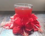 A picture of step 4 of Hibiscus flower tea.
