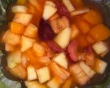 Foto del paso 2 de la receta: Ensalada de frutas 🍉🍓🍑🍎🍊