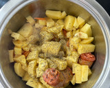 Foto del paso 3 de la receta: Patatas a la riojana (o sea con chorizo)