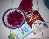 Foto langkah ke 1 dari resep Dragon Fruit Ice Cream.