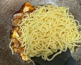 Gambar langkah 3 resipi Mee Goreng Bujang Senang.