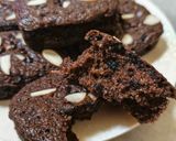 Foto langkah ke 3 dari resep Choco Banana Bread.