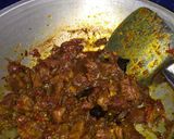 Foto langkah ke 3 dari resep Semur Daging Sapi - Daging Sapi Kuah Kecap Pedas.