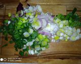 Foto del paso 1 de la receta: Hojaldre de ricotta, cuartirolo y verdeo