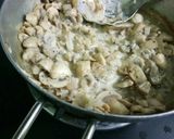 A picture of step 4 of Mushroom sandwiches.