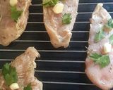 Foto del paso 3 de la receta: Pechuga de polloy coreanito al horno #platounico