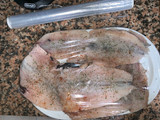 1.Pescadilla especiada al horno con guarnición