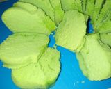 Foto langkah ke 7 dari resep Bolu Pandan Kukus Sederhana.