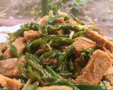Foto langkah ke 5 dari resep Tumis Oncom Sederhana.