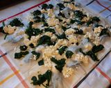 Papikám rétese (spenotós fetás túrós, darált húsos krumplis) recept fázis 3 fotója