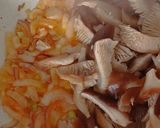 Foto del paso 1 de la receta: Guisantes con setas y chistorra