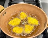 Foto langkah ke 5 dari resep Ayam Goreng Bawang Khas Batam.