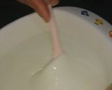 A picture of step 1 of Raitaa of yogurts in summer.