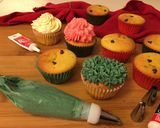 Foto del passaggio 6 della ricetta Crema per decorare cupcakes o muffin 🧁
