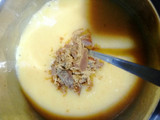 Mousse de piloncillo con jelly de tejocote con guayaba