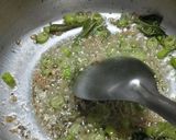 ઝટપટ કૂકર માં મગ દાળ છૂટી (Jhatpat Moong Dal Suki In Cooker Recipe In Gujarati) રેસીપી સ્ટેપ2ફોટો