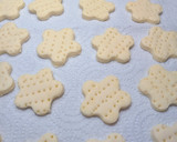 Foto del paso 5 de la receta: Galletitas de agua. Sin gluten, sin leche, crocantes