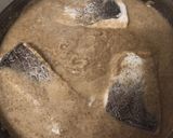 Foto del paso 2 de la receta: Merluza en salsa de champiñones