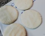 Foto del paso 5 de la receta: Arepas de bondiola desmechada con cebolla caramelizada 🎉