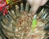 A picture of step 2 of Pizza Naan.