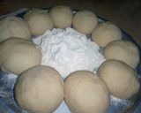 A picture of step 2 of Chapati.