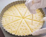 A picture of step 7 of Quick, Easy! Cheese Shortbread (Cheese Butter Cookies) 🧀.