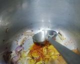 A picture of step 4 of Onion Rice.