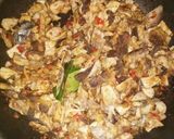Foto langkah ke 4 dari resep Tumis Tuna Suwir (No Garam).