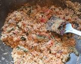 A picture of step 7 of Rava Upma.