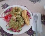 Foto del paso 5 de la receta: Arroz verde con pollo arrebosado