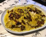Une image de l'étape 10 de Filets de cabillaud aux épices, crème de curcuma et tomates séchées.