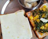A picture of step 7 of Spinach corn sandwich.
