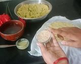 A picture of step 4 of खमंग तिळाचे थालीपीठ।.