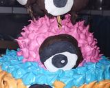 Foto del paso 9 de la receta: Torta monstruitos!! Para Isabella y Bianca!! Feliz día de la niñez!!❤️❤️❤️
