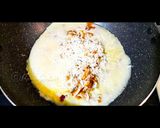 A picture of step 12 of Chicken Cheese Omelette.