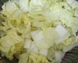 Foto langkah ke 1 dari resep Tumis Sawi Putih Campur Telur.