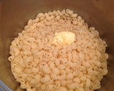 Foto del paso 8 de la receta: Espaguetis a la carbonara con champiñones