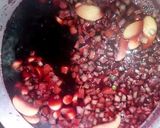A picture of step 2 of Zobo Delight.