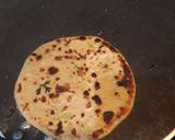 A picture of step 5 of Gobhi ka paratha.