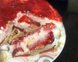A picture of step 9 of Strawberry cheese cake.