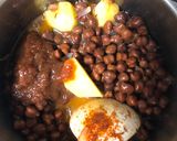 A picture of step 2 of Black channa thaila style.