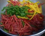 हक्का नूडल्स(Hakka noodles recipe in Hindi) रेसिपी चरण 3 फोटो